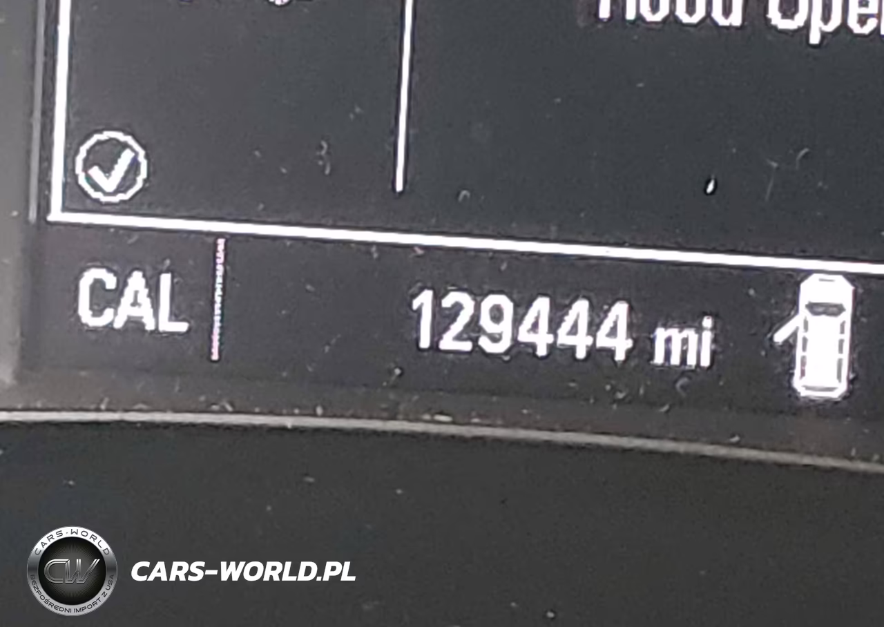 2018 Chevrolet Traverse Ls VIN:1GNERFKW2JJ142465 - 15