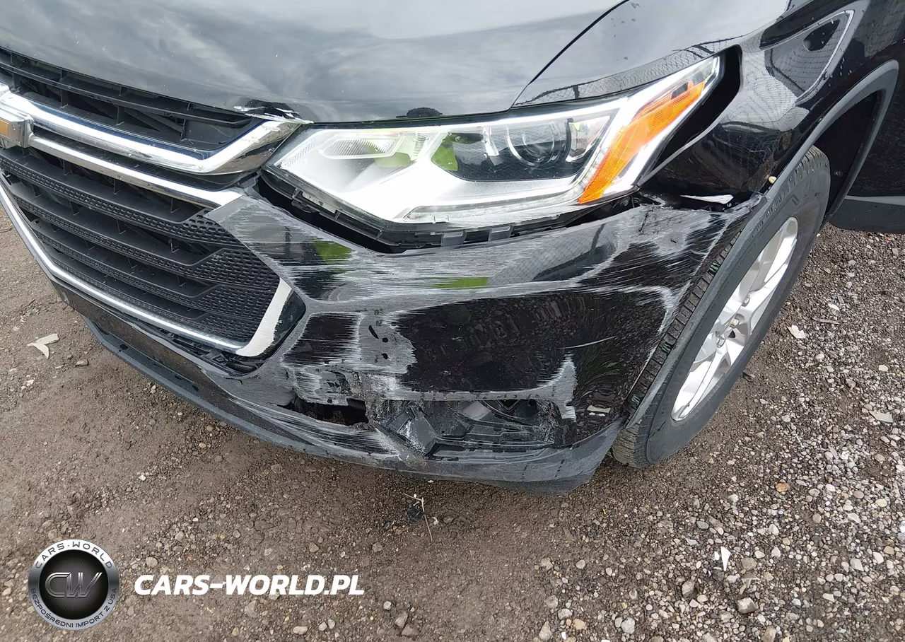 2018 Chevrolet Traverse Ls VIN:1GNERFKW2JJ142465 - 17