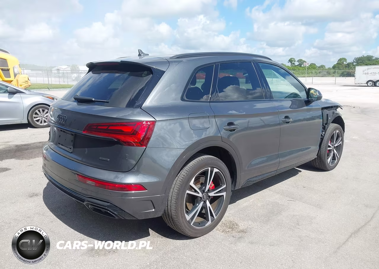 2025 Audi Q5 Premium Plus 45 Tfsi S Line Quattro S Tronic VIN:WA1EAAFY5S2009140 - 4