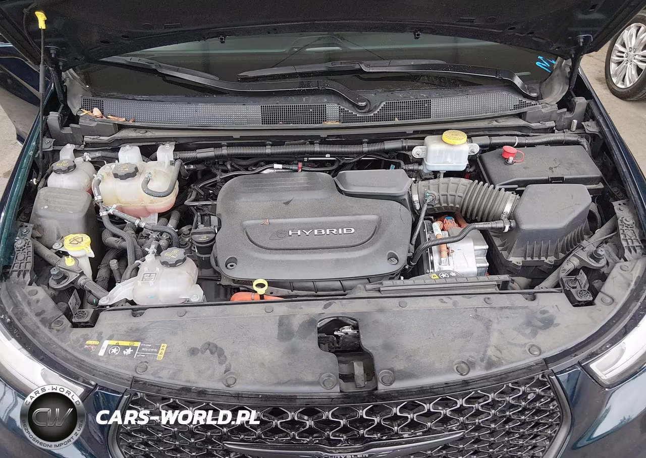 2022 Chrysler Pacifica Hybrid Limited VIN:2C4RC1S72NR189777 - 10