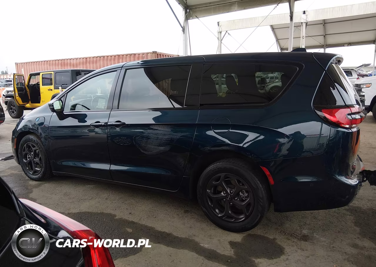 2022 Chrysler Pacifica Hybrid Limited VIN:2C4RC1S72NR189777 - 14