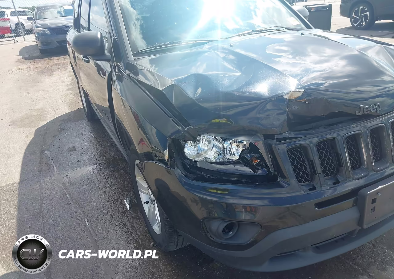 2015 Jeep Compass Sport VIN:1C4NJDBB7FD332432 - 6