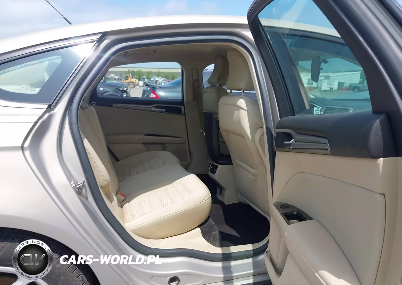 2016 Ford Fusion Se VIN:3FA6P0H77GR104170 - 8