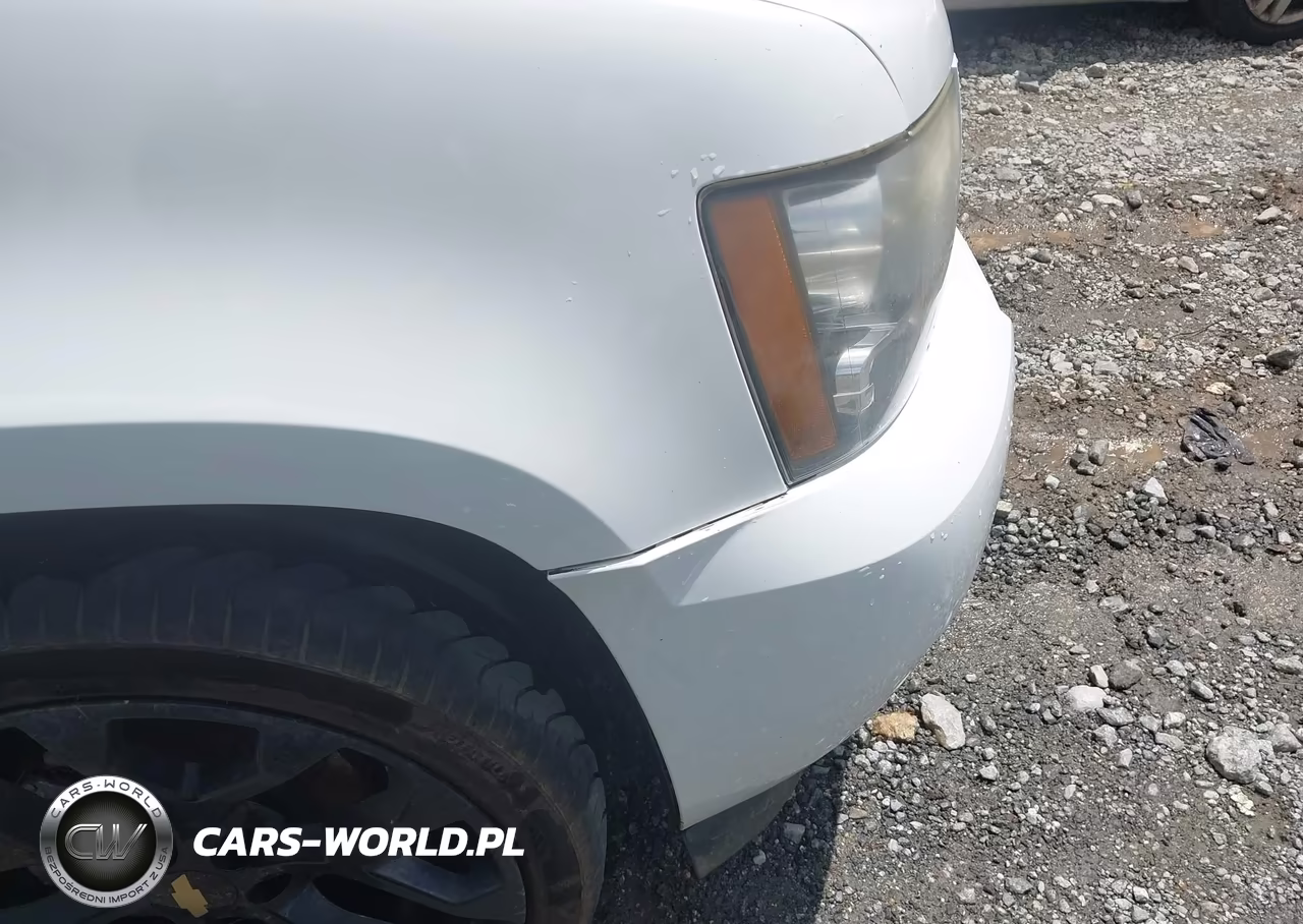 2014 Chevrolet Tahoe Commercial VIN:1GNLC2E03ER199824 - 19