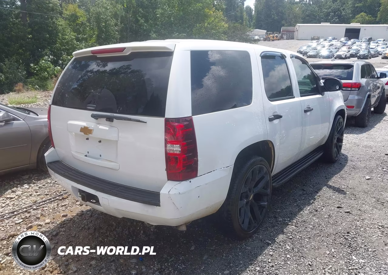 2014 Chevrolet Tahoe Commercial VIN:1GNLC2E03ER199824 - 4