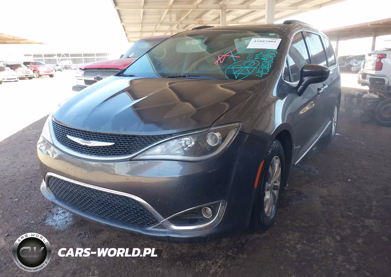 2017 Chrysler Pacifica Touring-L VIN:2C4RC1BG8HR505610 - 2