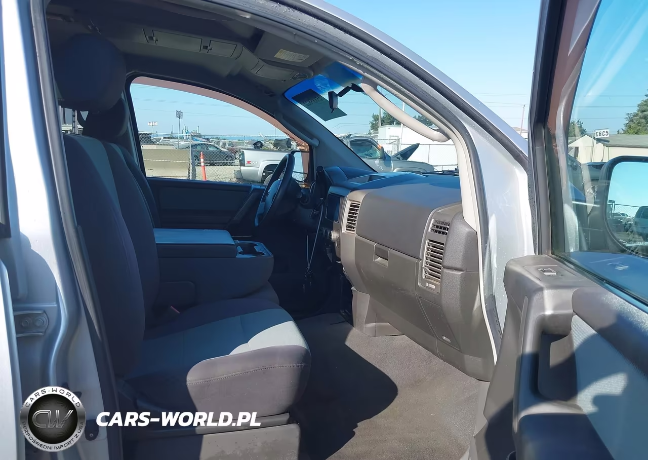 2005 Nissan Titan Xe VIN:1N6AA07B95N563290 - 5