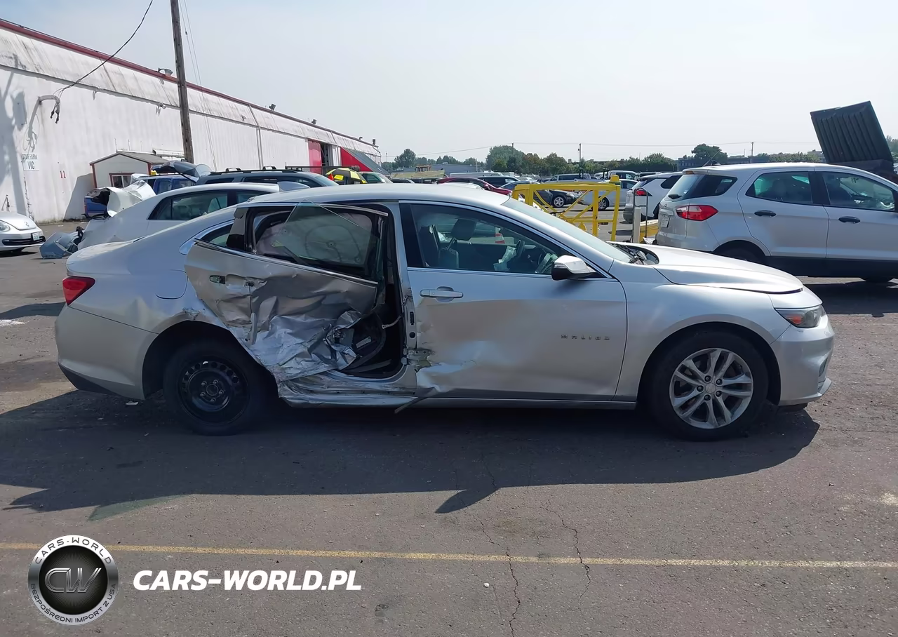 2016 Chevrolet Malibu 1Lt VIN:1G1ZE5ST0GF179640 - 13