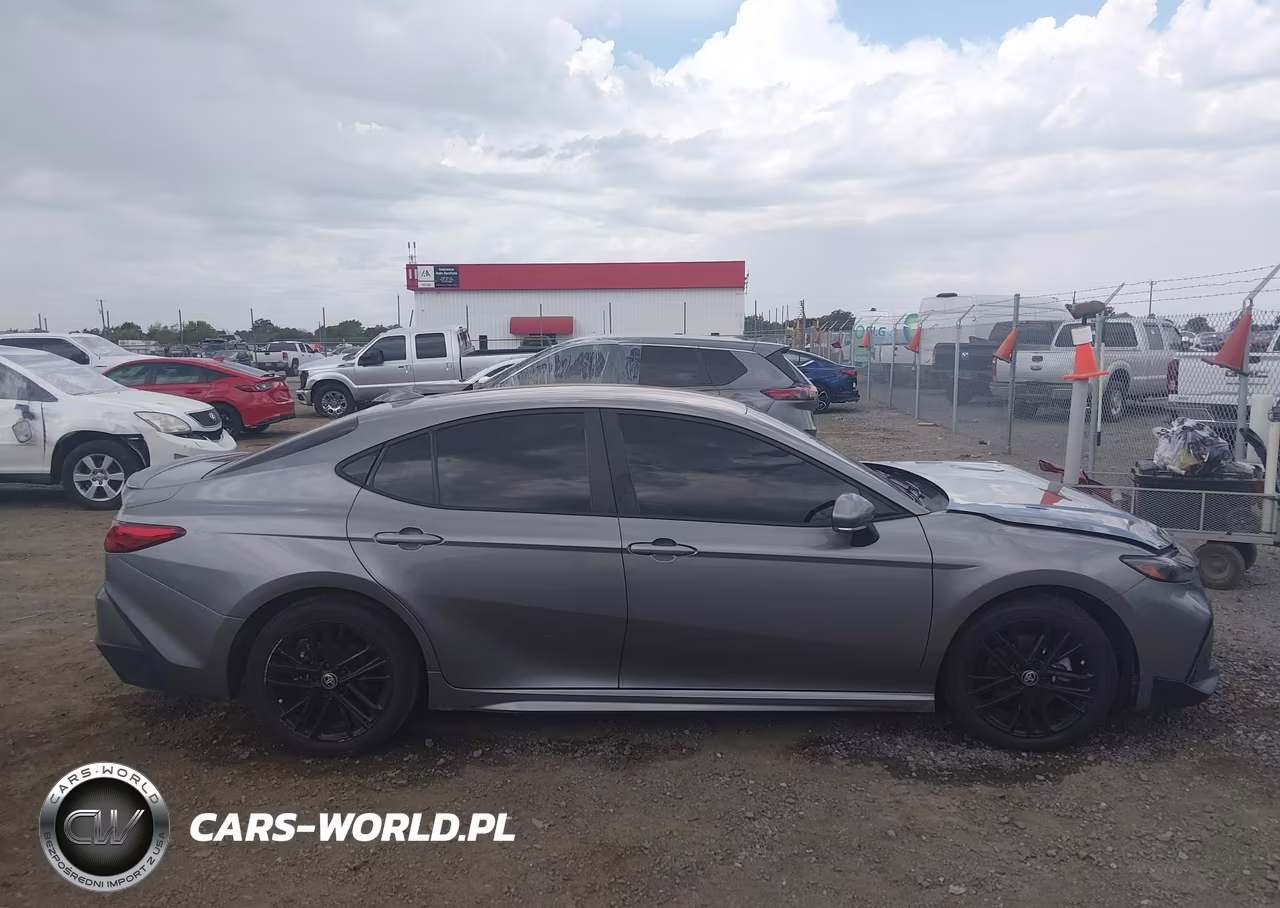 2025 Toyota Camry Se VIN:4T1DAACK3SU534926 - 13
