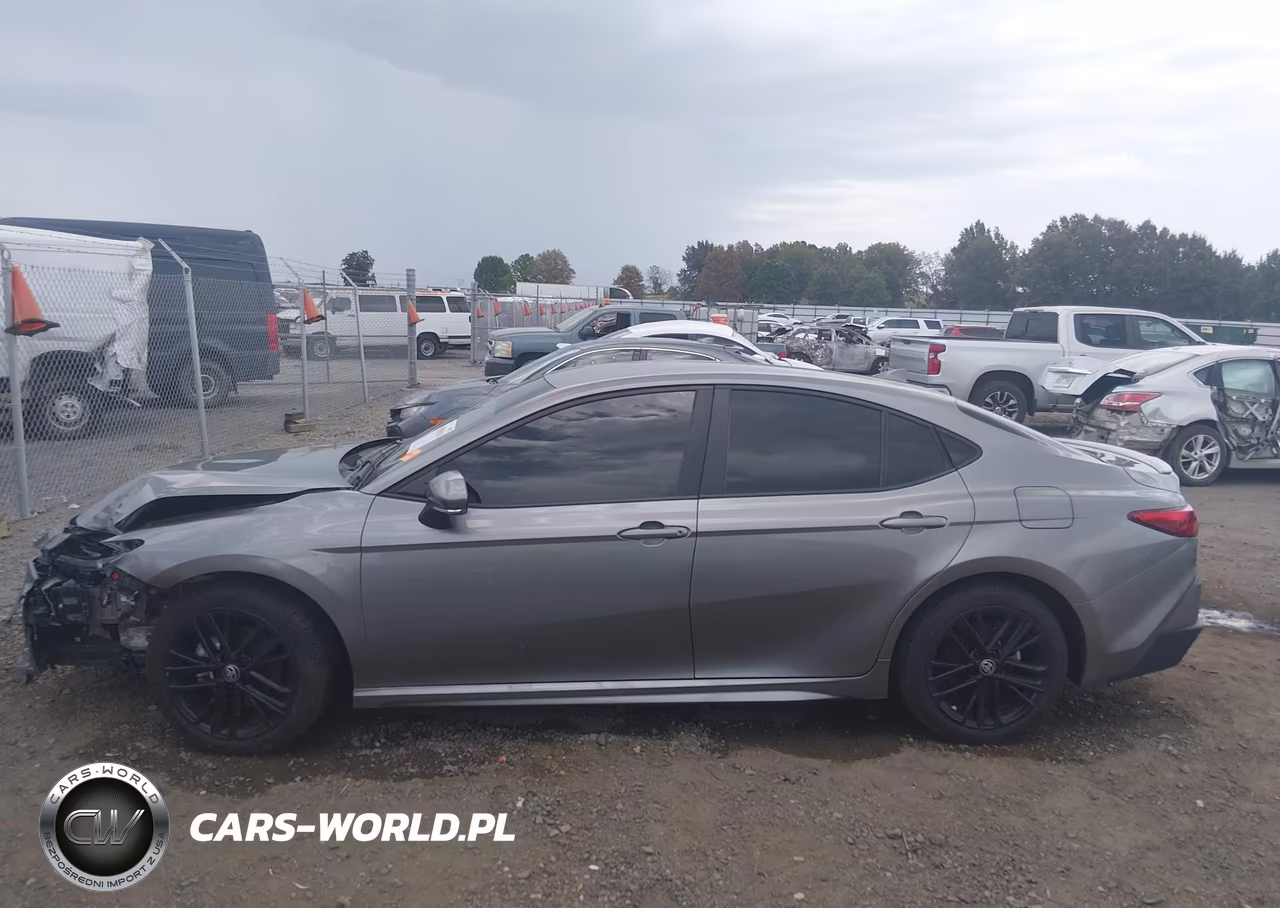 2025 Toyota Camry Se VIN:4T1DAACK3SU534926 - 14
