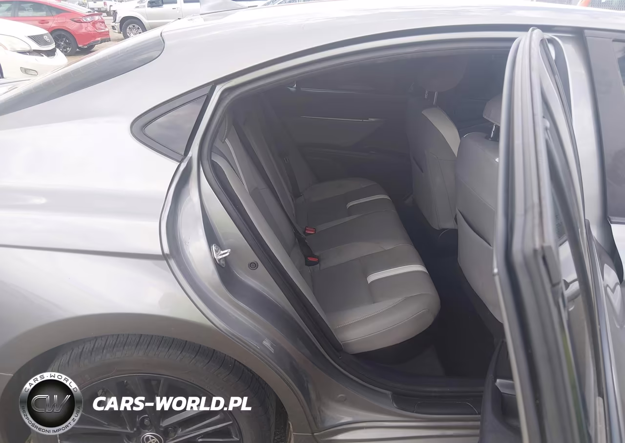 2025 Toyota Camry Se VIN:4T1DAACK3SU534926 - 8