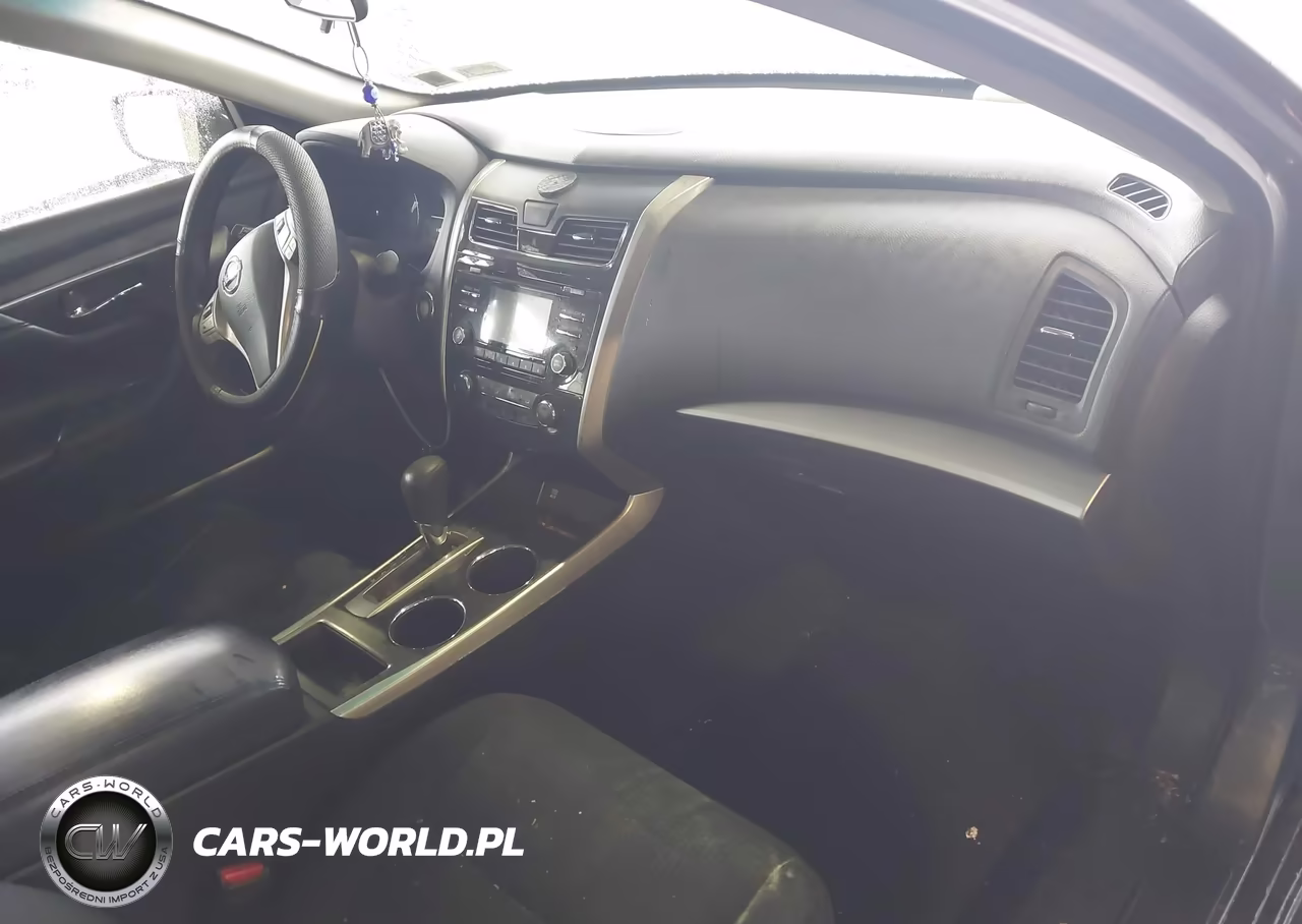 2015 Nissan Altima 2.5 S VIN:1N4AL3AP2FC570328 - 5