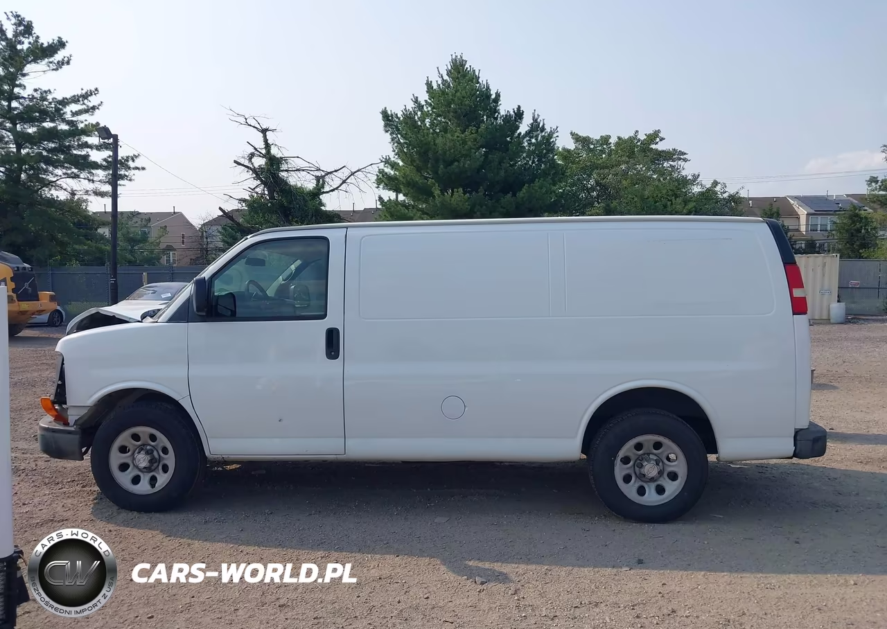 2009 Chevrolet Express Work Van VIN:1GCFG15X991122364 - 14
