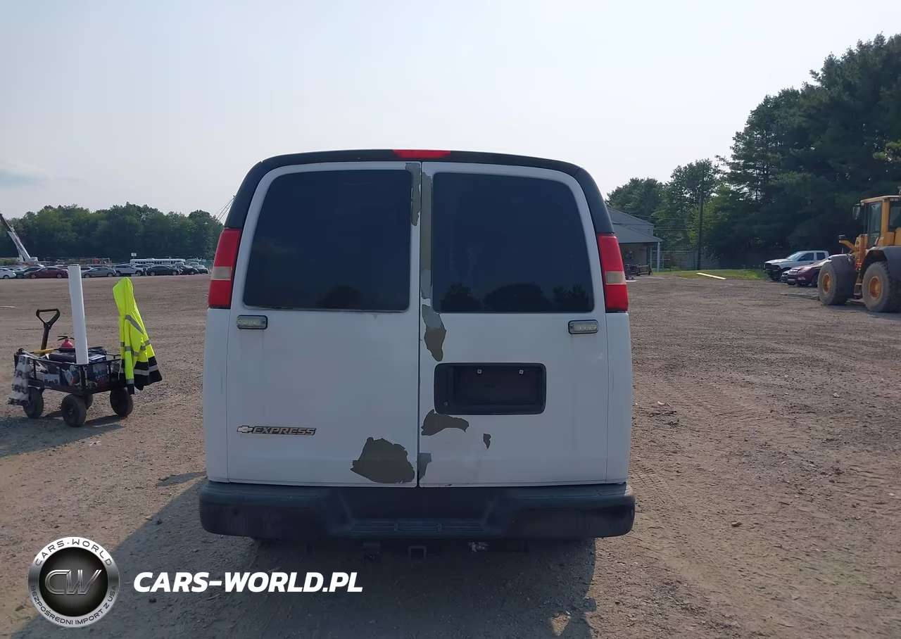 2009 Chevrolet Express Work Van VIN:1GCFG15X991122364 - 16