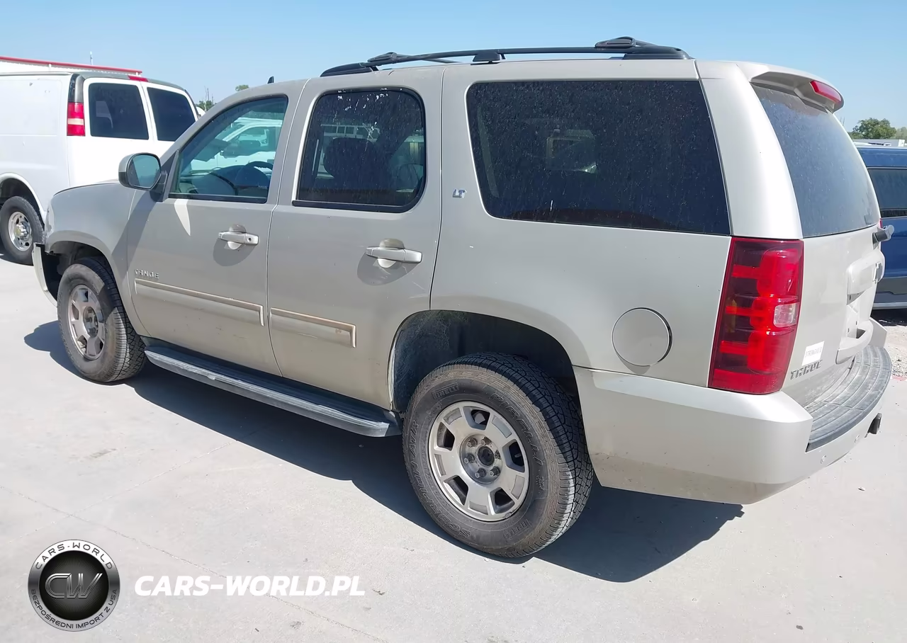 2013 Chevrolet Tahoe Lt VIN:1GNSCBE09DR303453 - 3