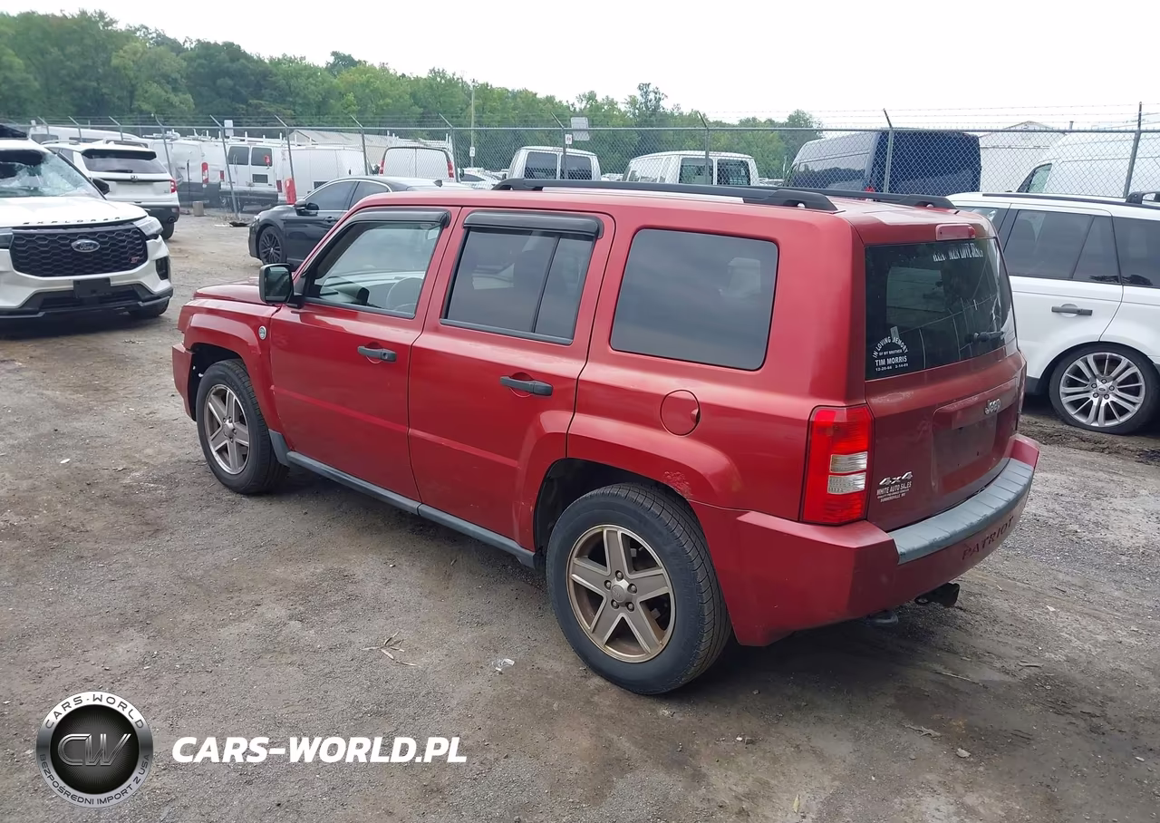 2007 Jeep Patriot Sport VIN:1J8FF28W47D396037 - 3