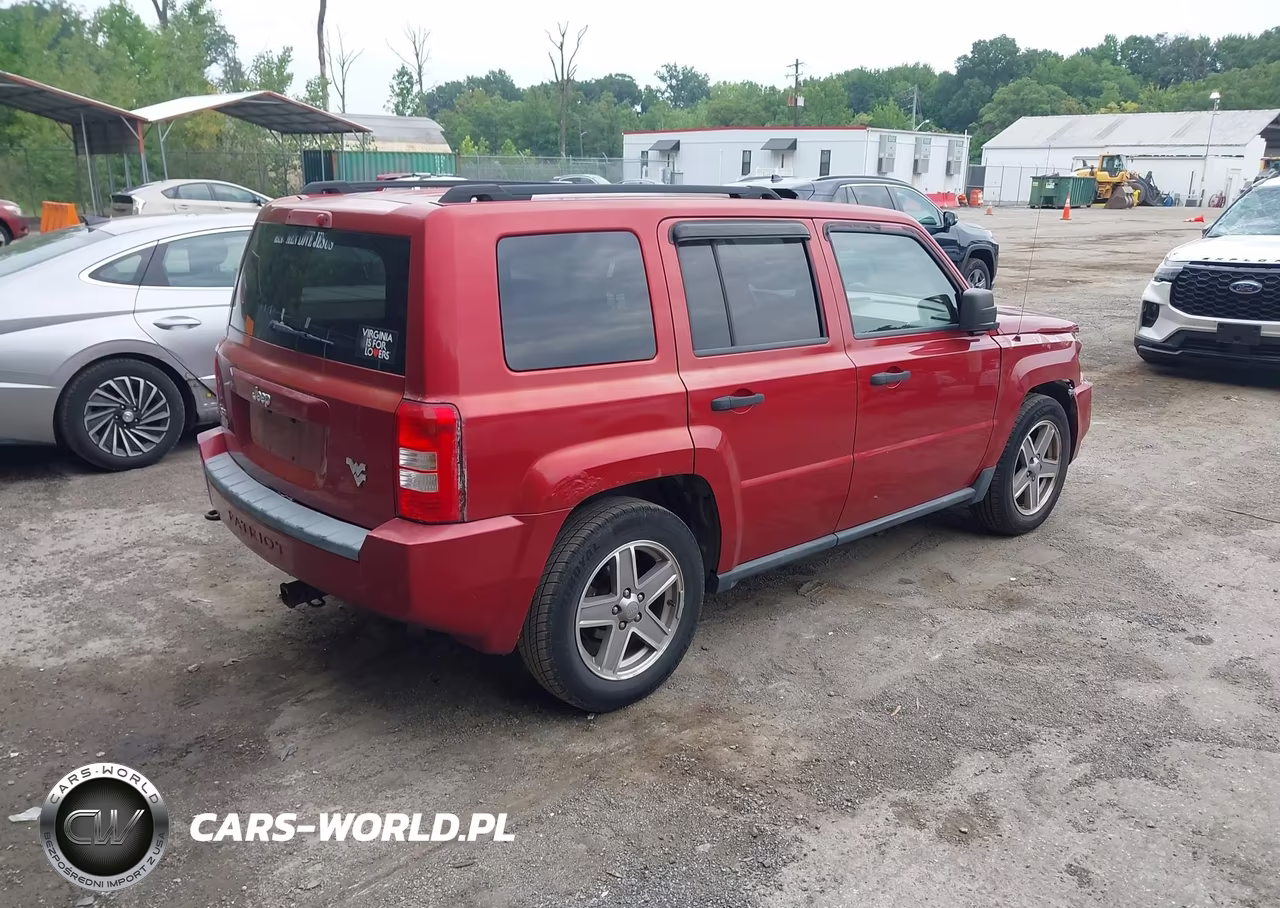 2007 Jeep Patriot Sport VIN:1J8FF28W47D396037 - 4