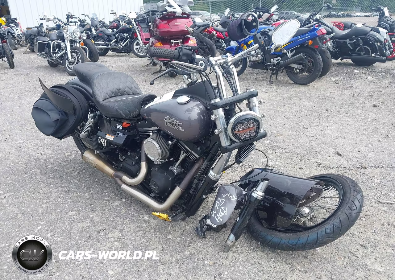 2016 Harley-Davidson Fxdb Dyna Street Bob – zdjęcie 1 z 17