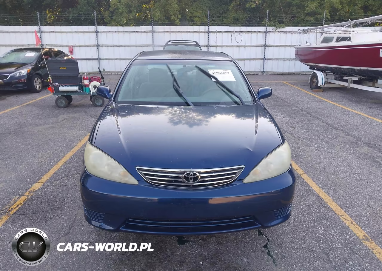 2005 Toyota Camry VIN:4TIBE32K05U031299 - 12