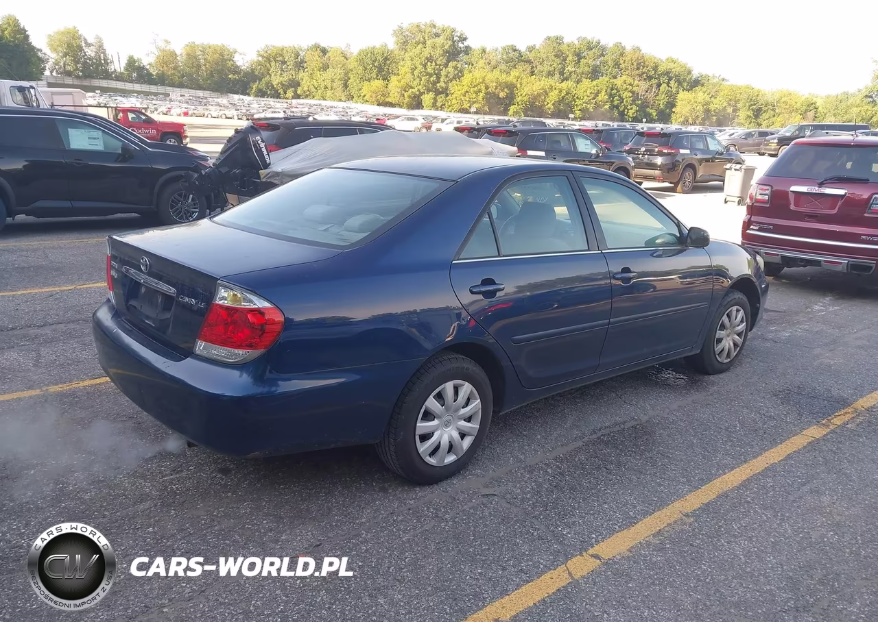 2005 Toyota Camry VIN:4TIBE32K05U031299 - 4