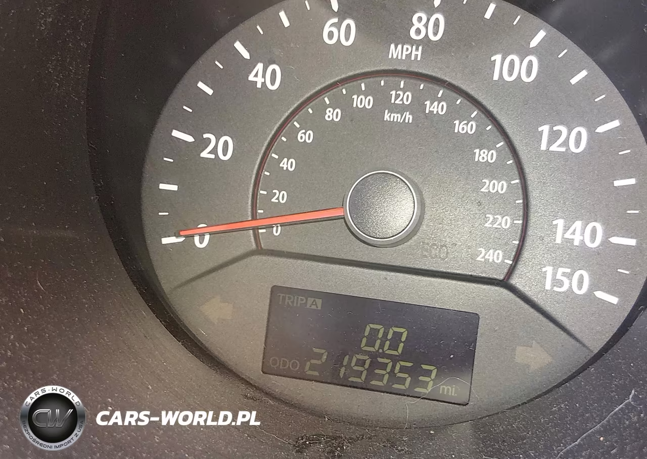 2013 Kia Sorento Lx V6 VIN:5XYKTDA22DG331153 - 15