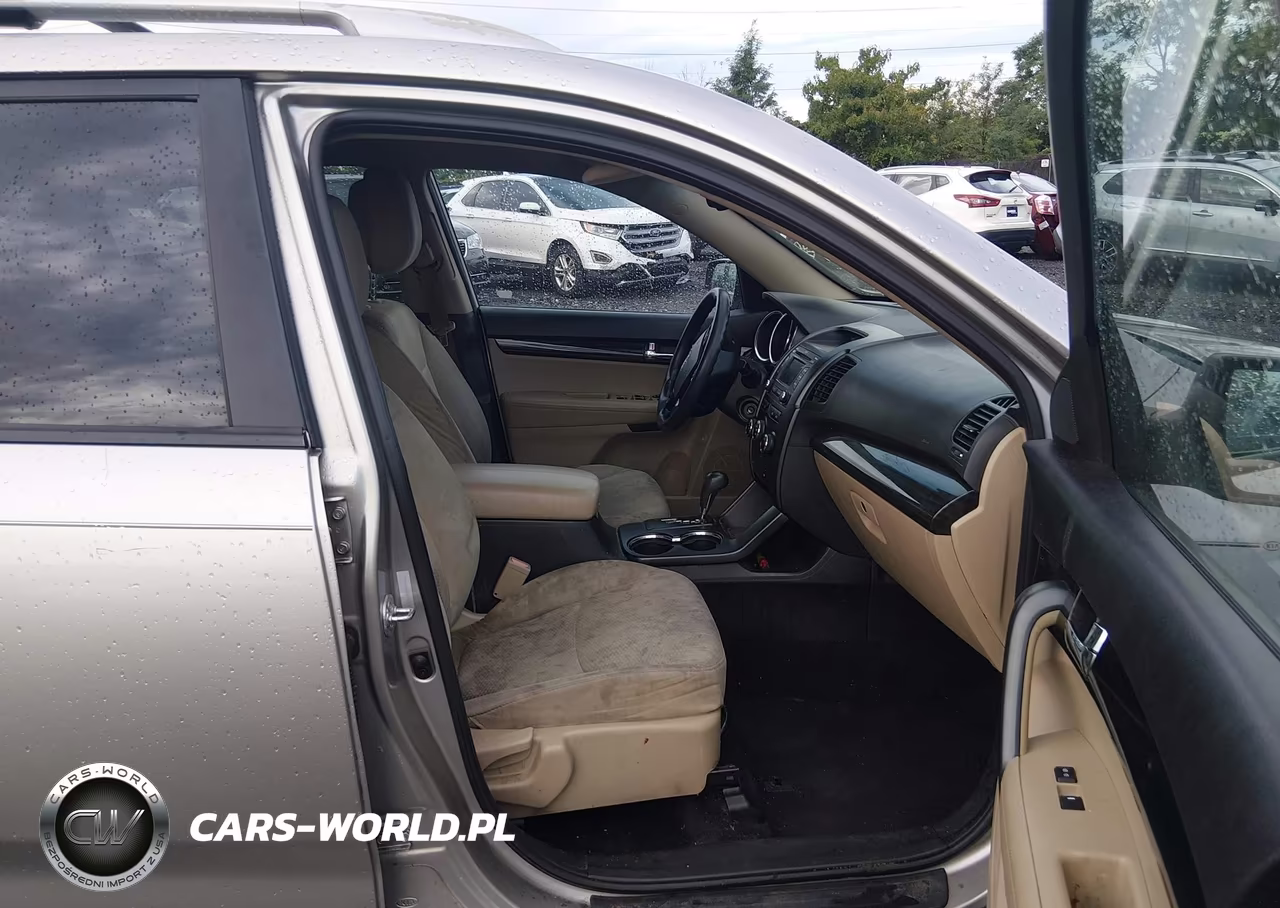 2013 Kia Sorento Lx V6 VIN:5XYKTDA22DG331153 - 5