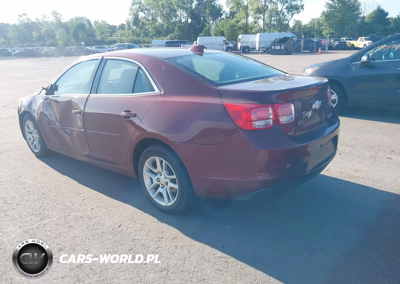 2015 Chevrolet Malibu 1Lt VIN:1G11C5SLXFF282971 - 3