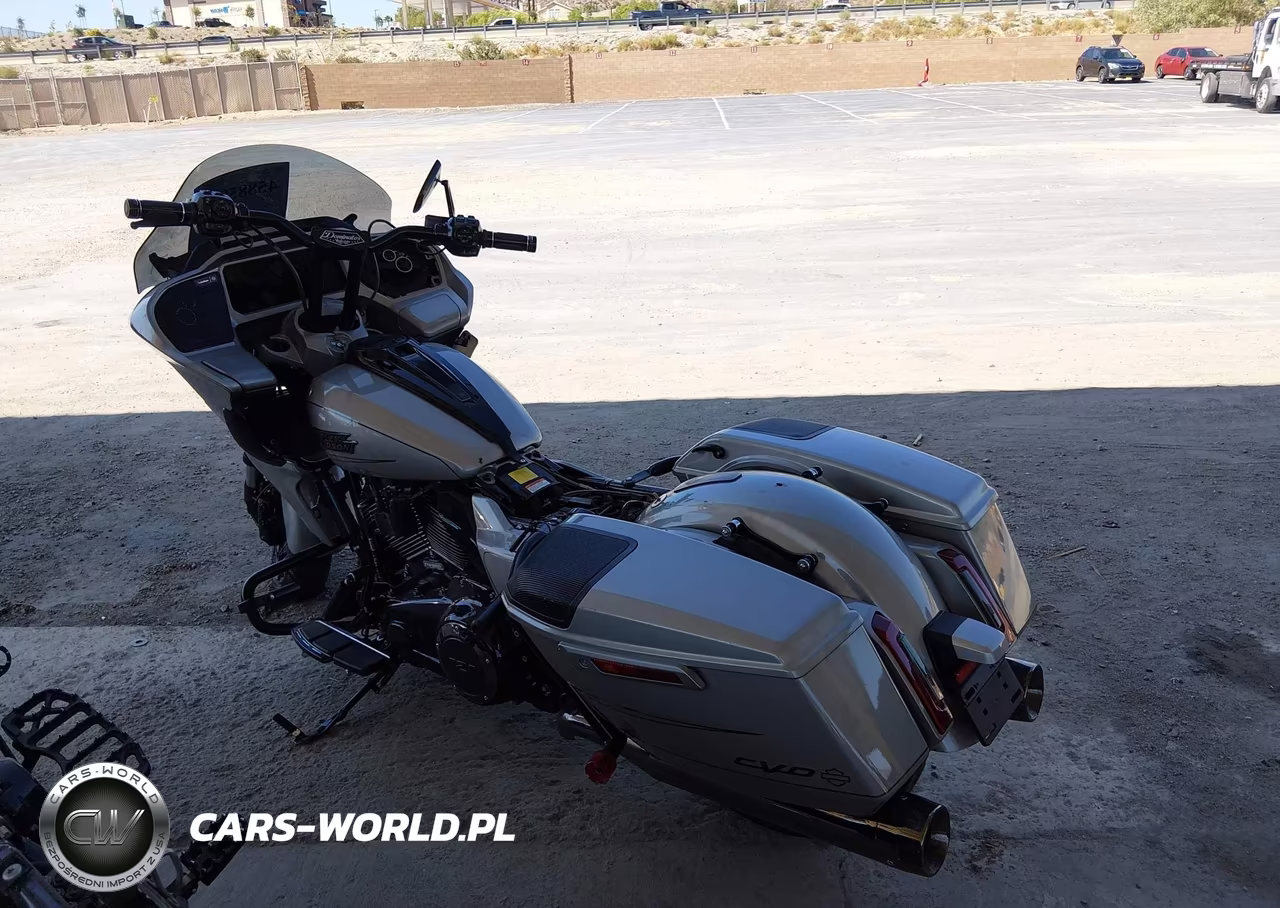 2023 Harley-Davidson Fltrxse VIN:1HD1TC626PB955937 - 3