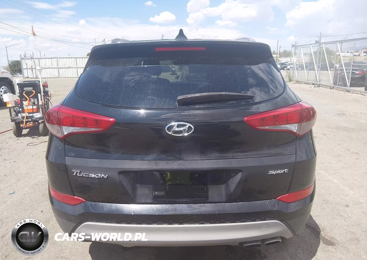 2018 Hyundai Tucson Sport VIN:KM8J33AL8JU706726 - 16