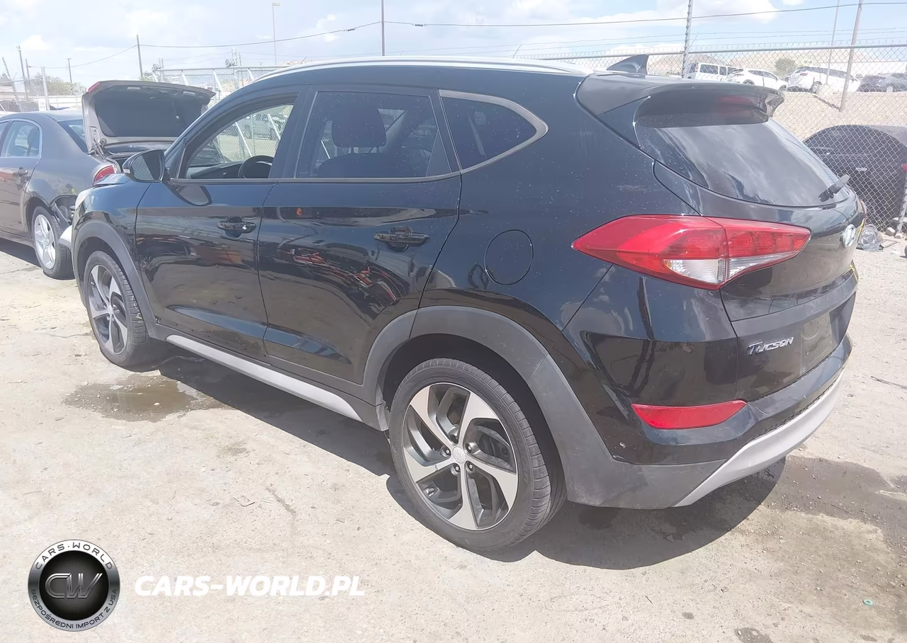 2018 Hyundai Tucson Sport VIN:KM8J33AL8JU706726 - 3