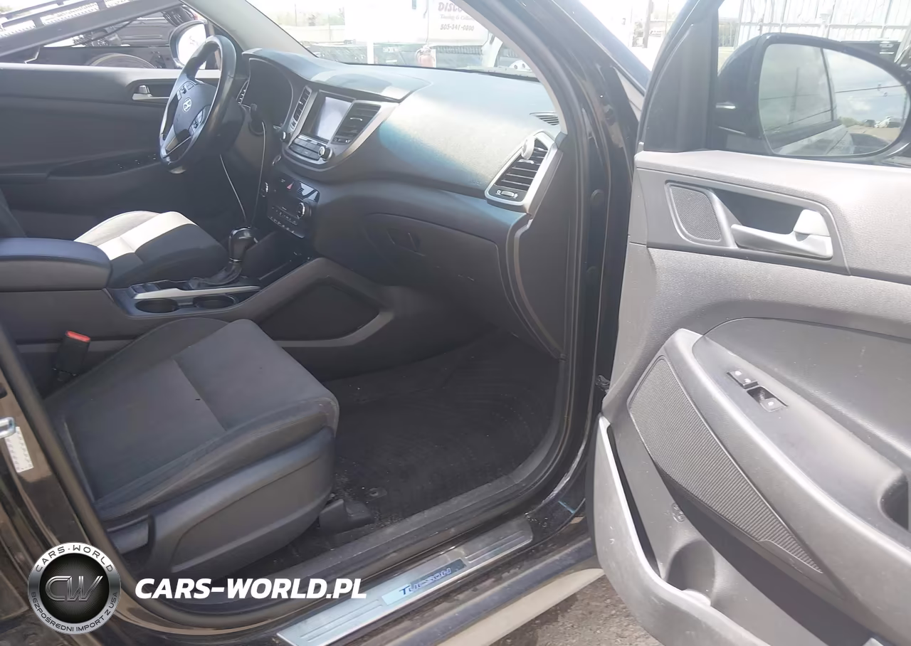 2018 Hyundai Tucson Sport VIN:KM8J33AL8JU706726 - 5