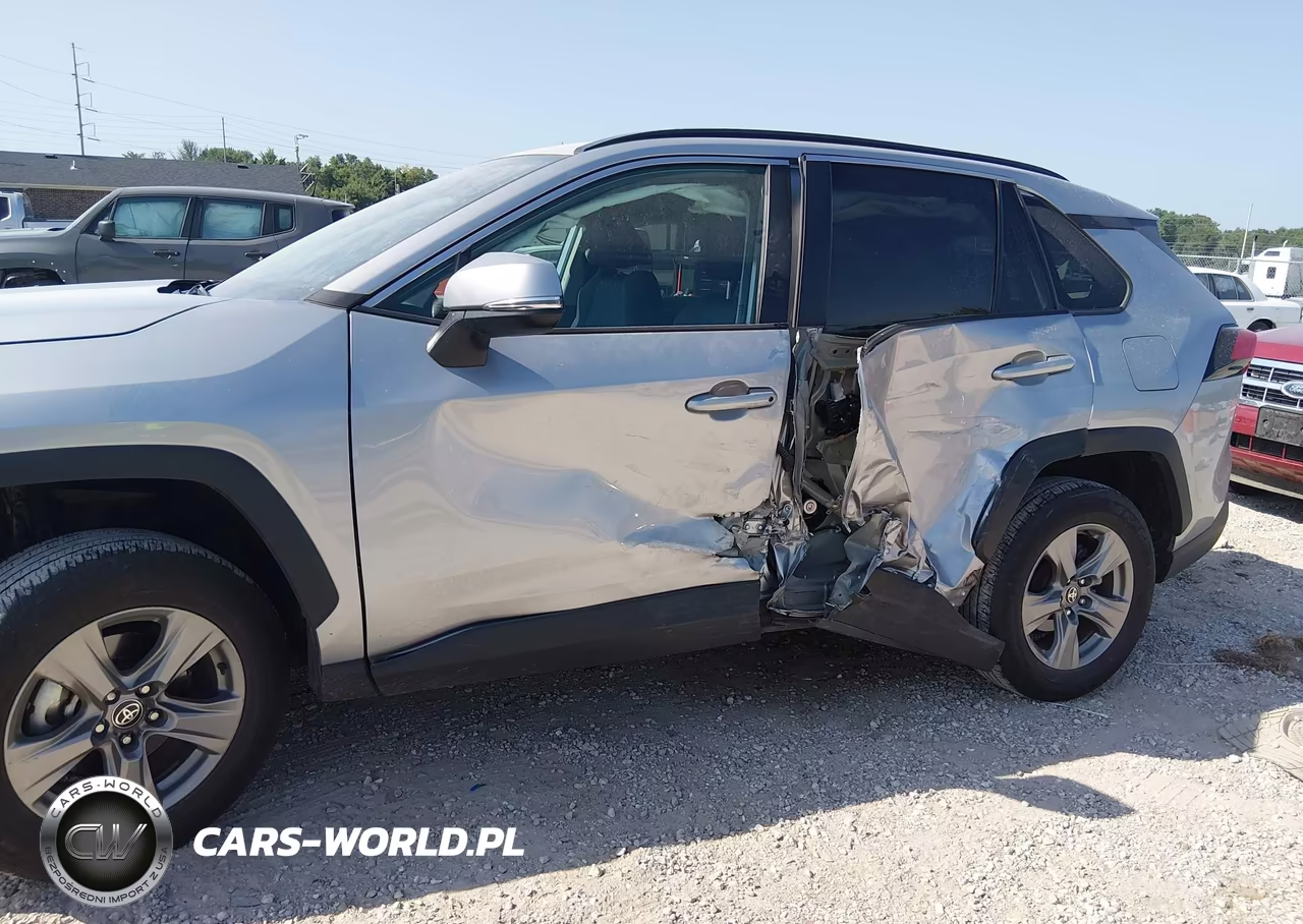 2024 Toyota Rav4 Xle VIN:2T3P1RFV6RC454492 - 6