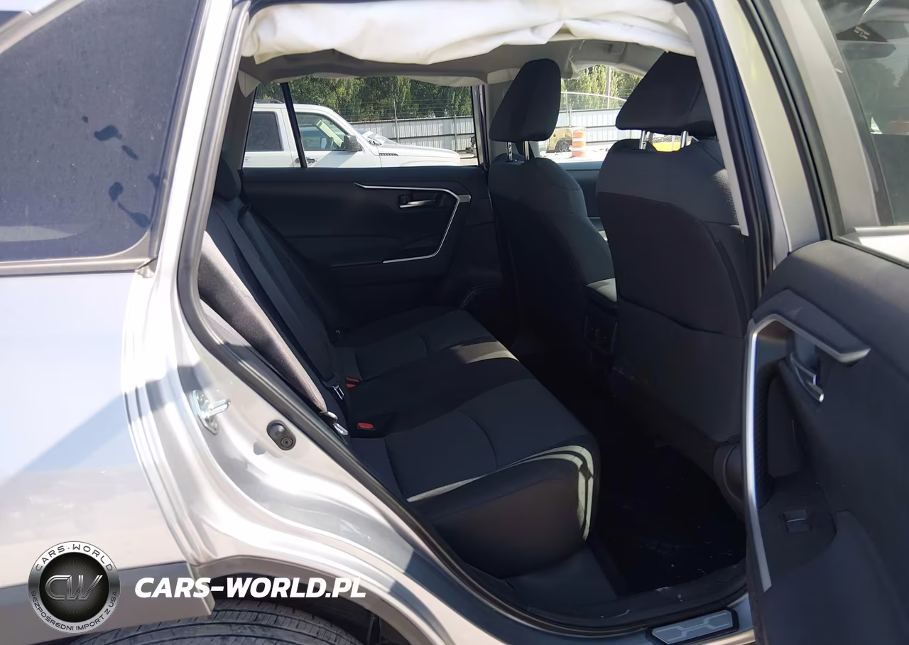 2024 Toyota Rav4 Xle VIN:2T3P1RFV6RC454492 - 8