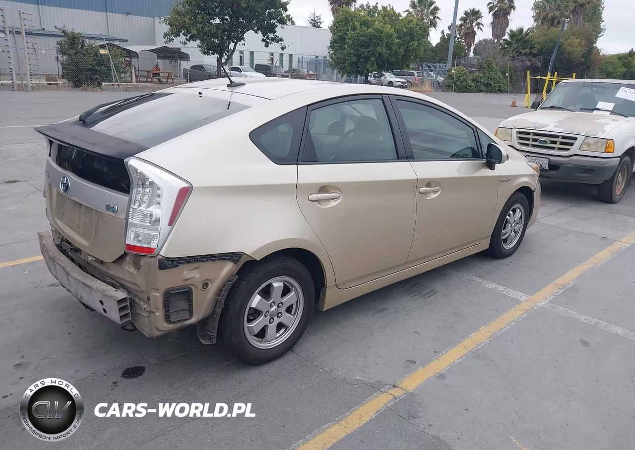 2010 Toyota Prius Iv VIN:JTDKN3DU0A1052605 - 4
