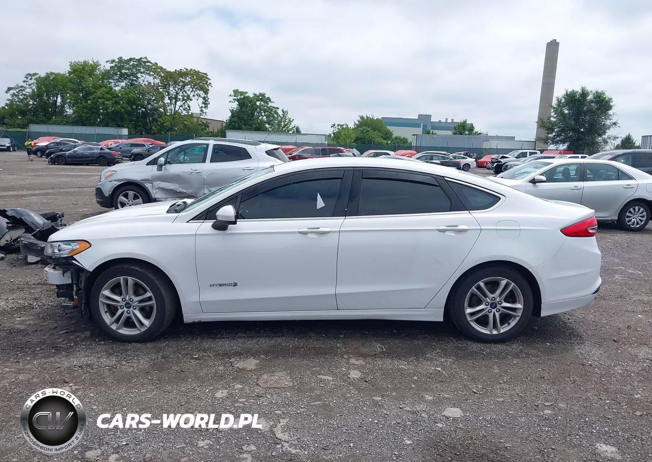 2018 Ford Fusion Hybrid Se VIN:3FA6P0LU4JR152519 - 13