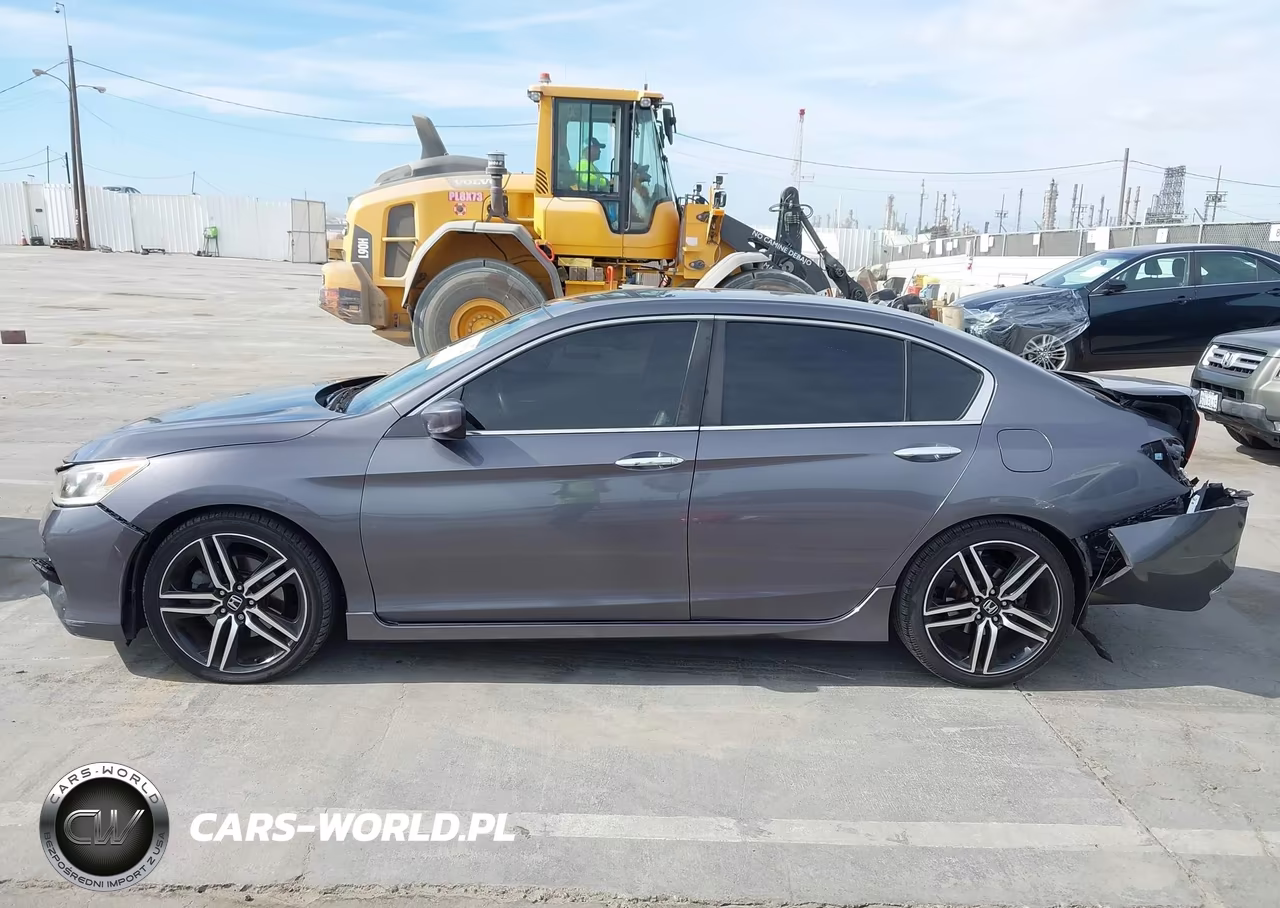 2017 Honda Accord Sport VIN:1HGCR2F50HA092316 - 15
