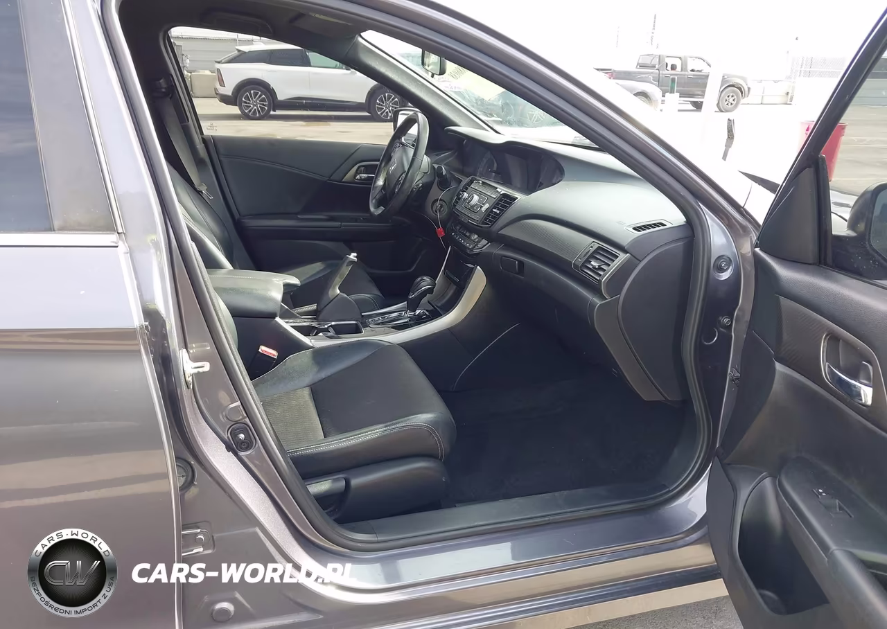 2017 Honda Accord Sport VIN:1HGCR2F50HA092316 - 5