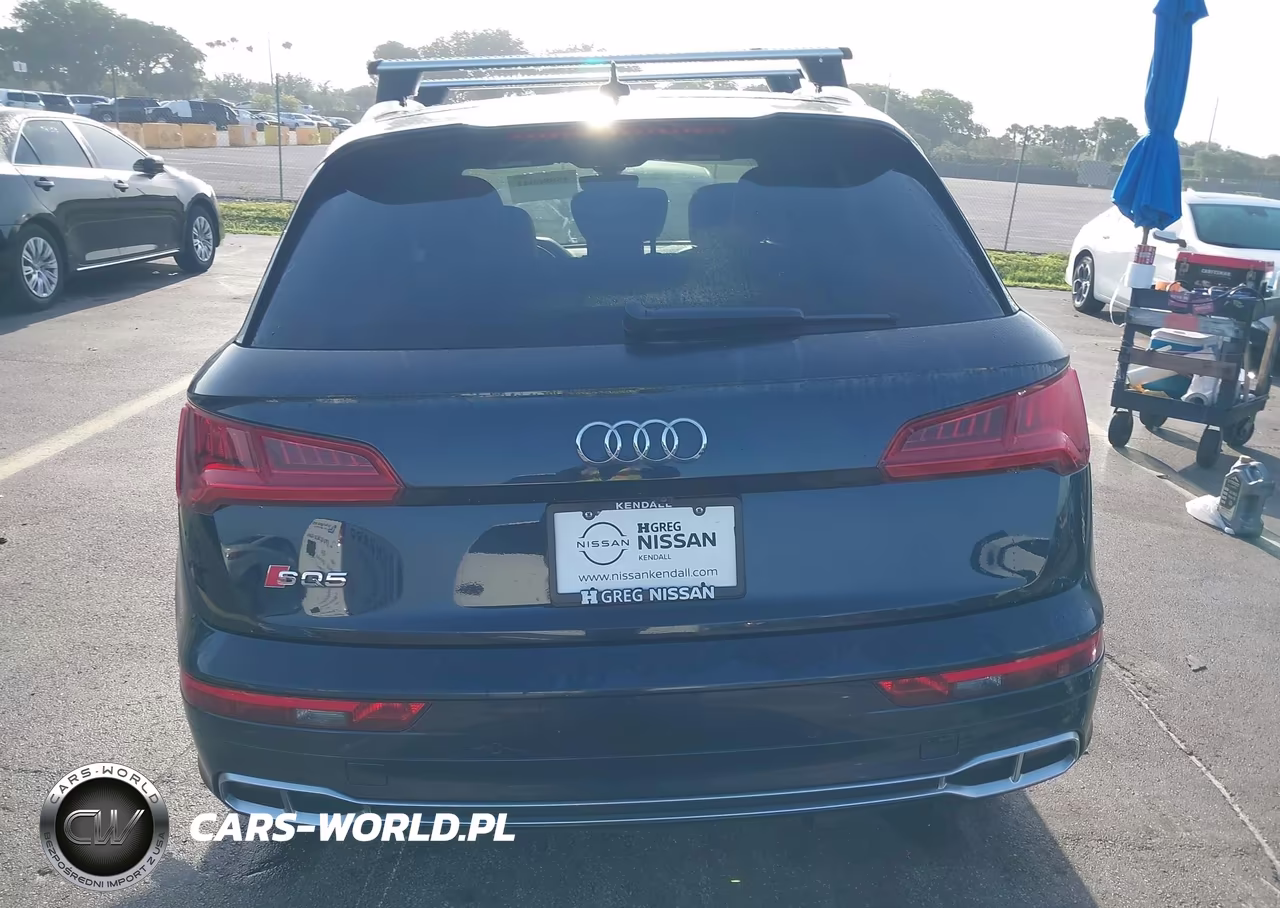 2018 Audi Sq5 3.0T Premium Plus VIN:WA1A4AFY2J2050345 - 17