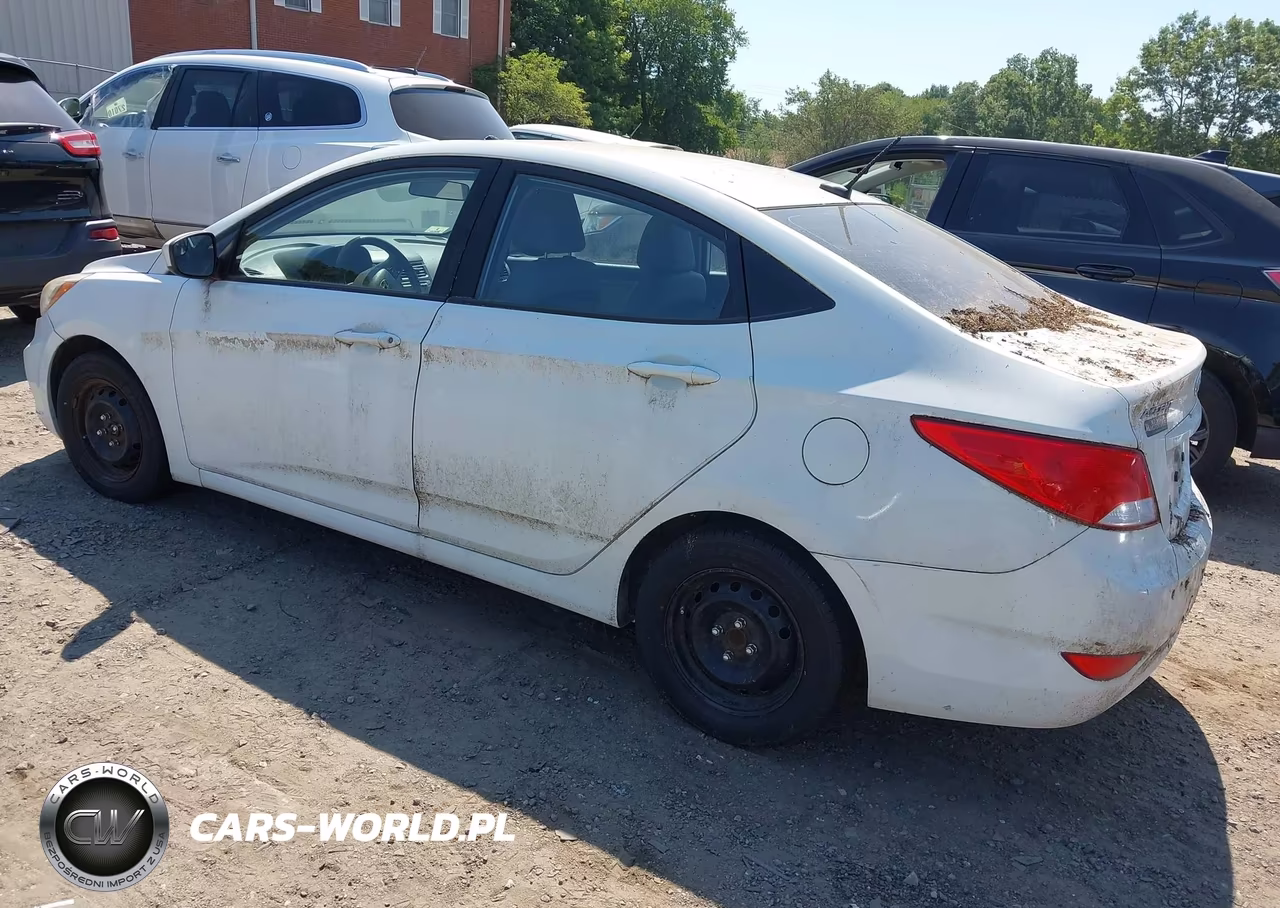 2015 Hyundai Accent Gls VIN:KMHCT4AE1FU915524 - 3