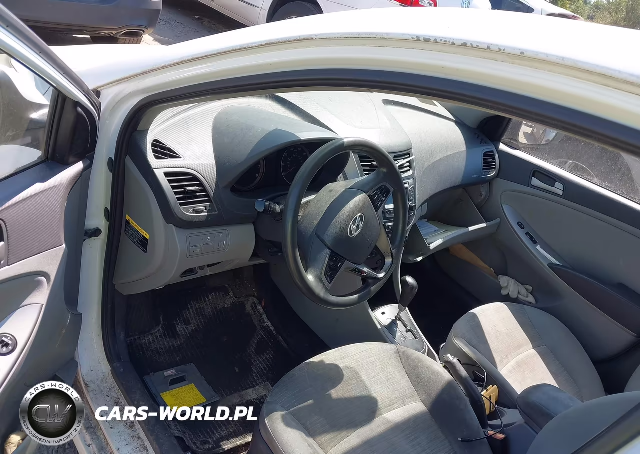 2015 Hyundai Accent Gls VIN:KMHCT4AE1FU915524 - 5