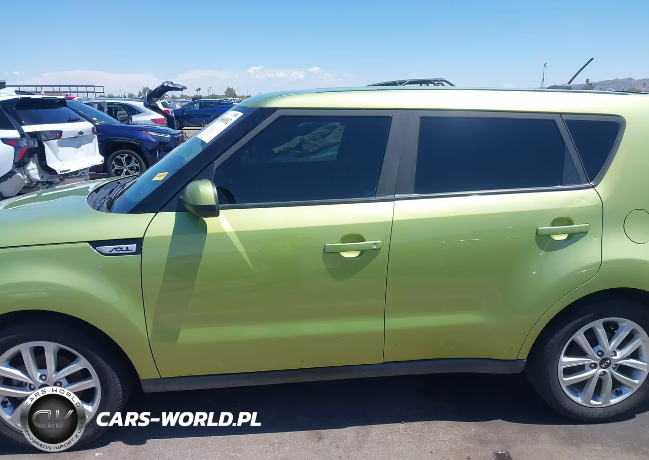 2019 Kia Soul + VIN:KNDJP3A53K7917942 - 14