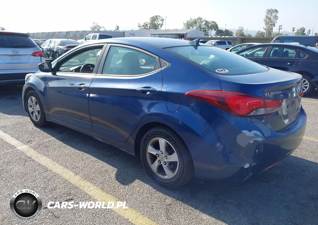 2015 Hyundai Elantra Se VIN:5NPDH4AE8FH581528 - 3