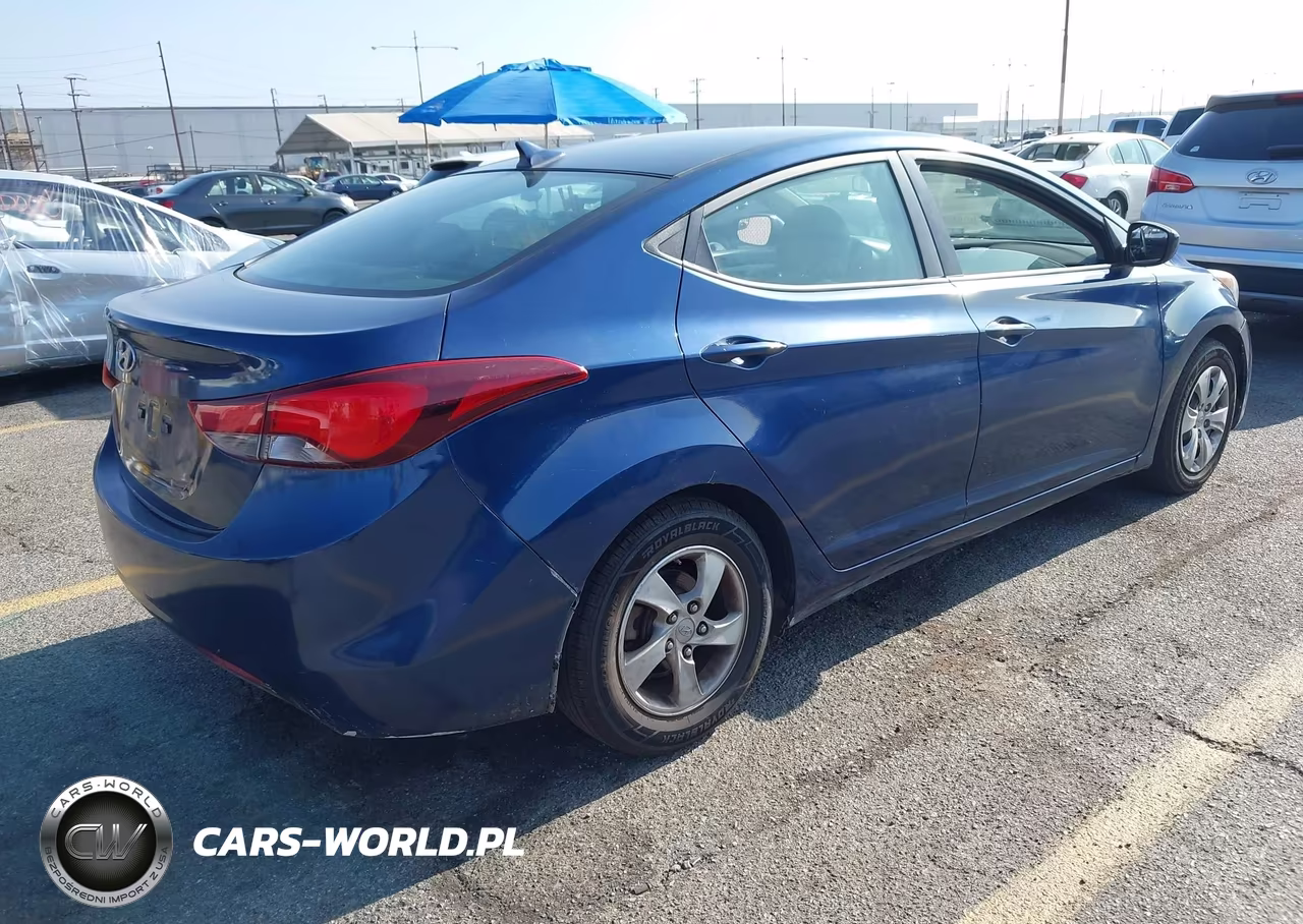 2015 Hyundai Elantra Se VIN:5NPDH4AE8FH581528 - 4