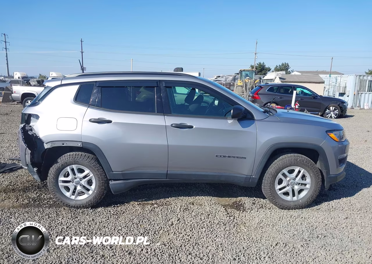 2018 Jeep Compass Sport 4X4 VIN:3C4NJDAB9JT132088 - 13