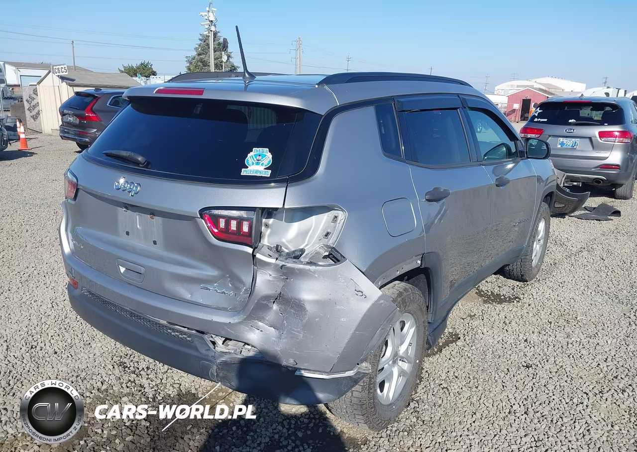 2018 Jeep Compass Sport 4X4 VIN:3C4NJDAB9JT132088 - 6