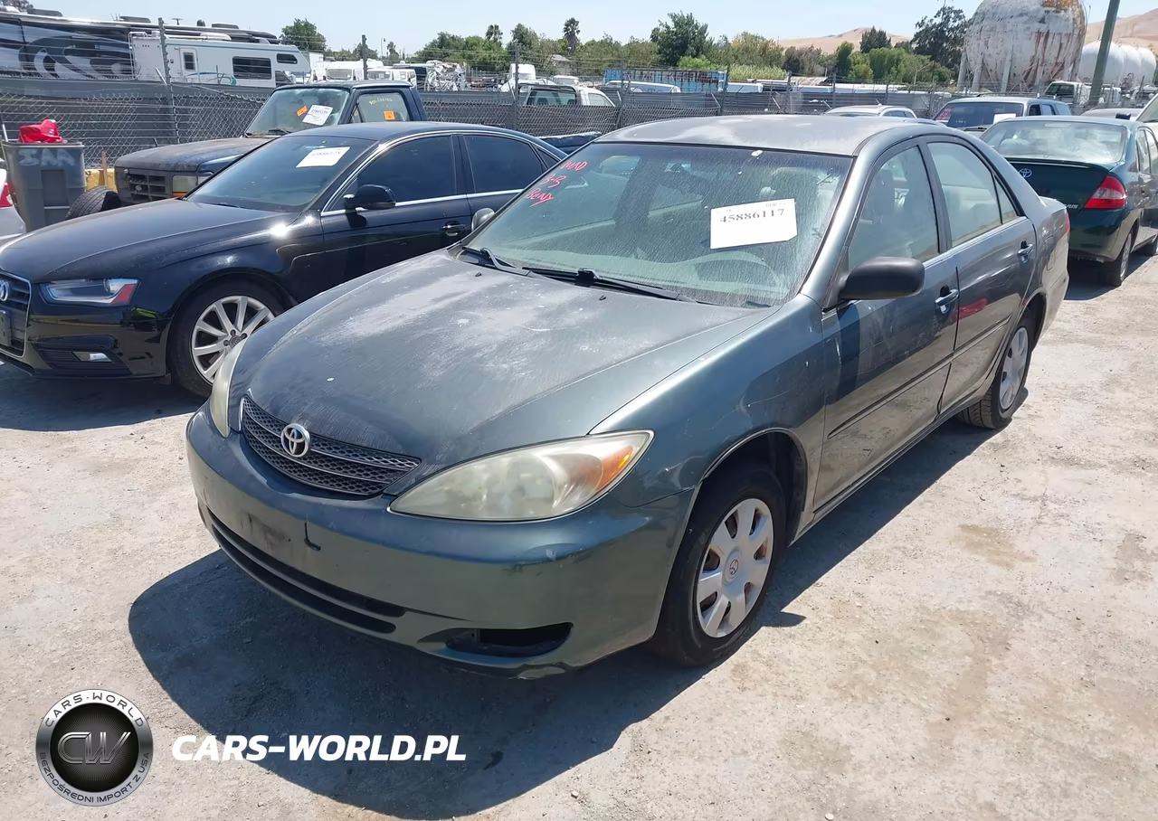 2003 Toyota Camry Le VIN:JTDBE30K030152717 - 2