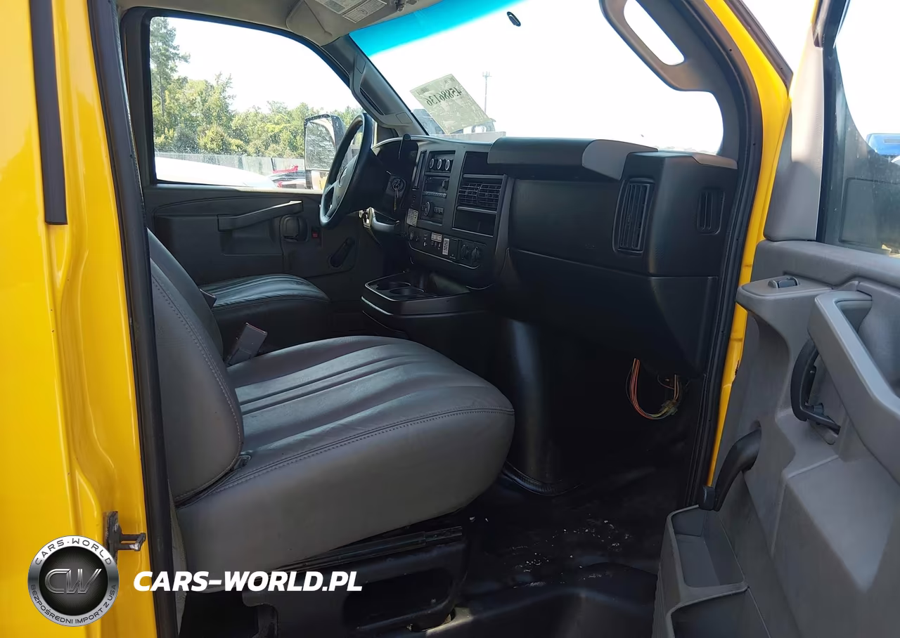 2018 GMC Savana Cutaway Work Van VIN:7GZ37TCG4JN901821 - 7