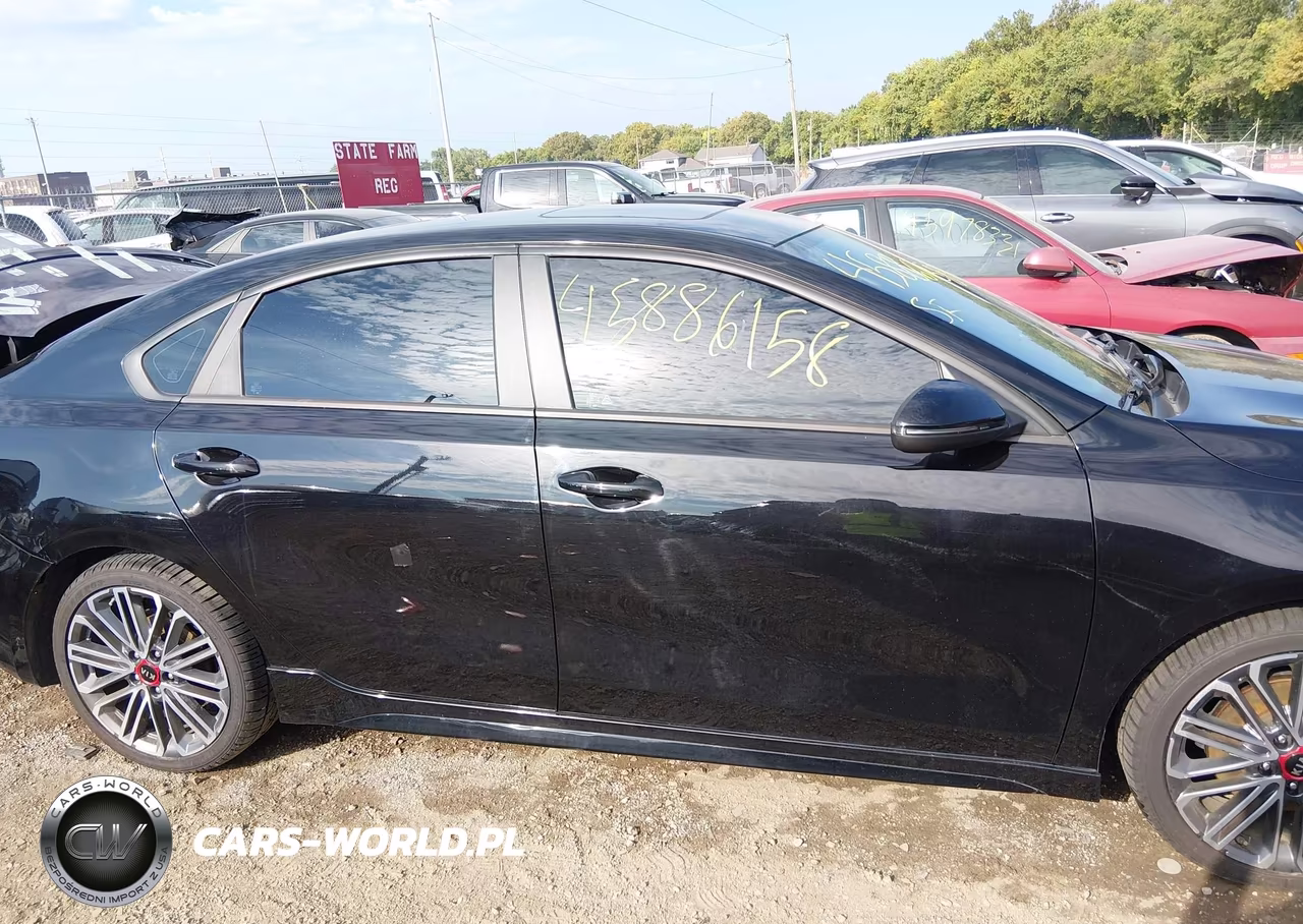 2021 Kia Forte Gt VIN:3KPF44AC2ME412433 - 13