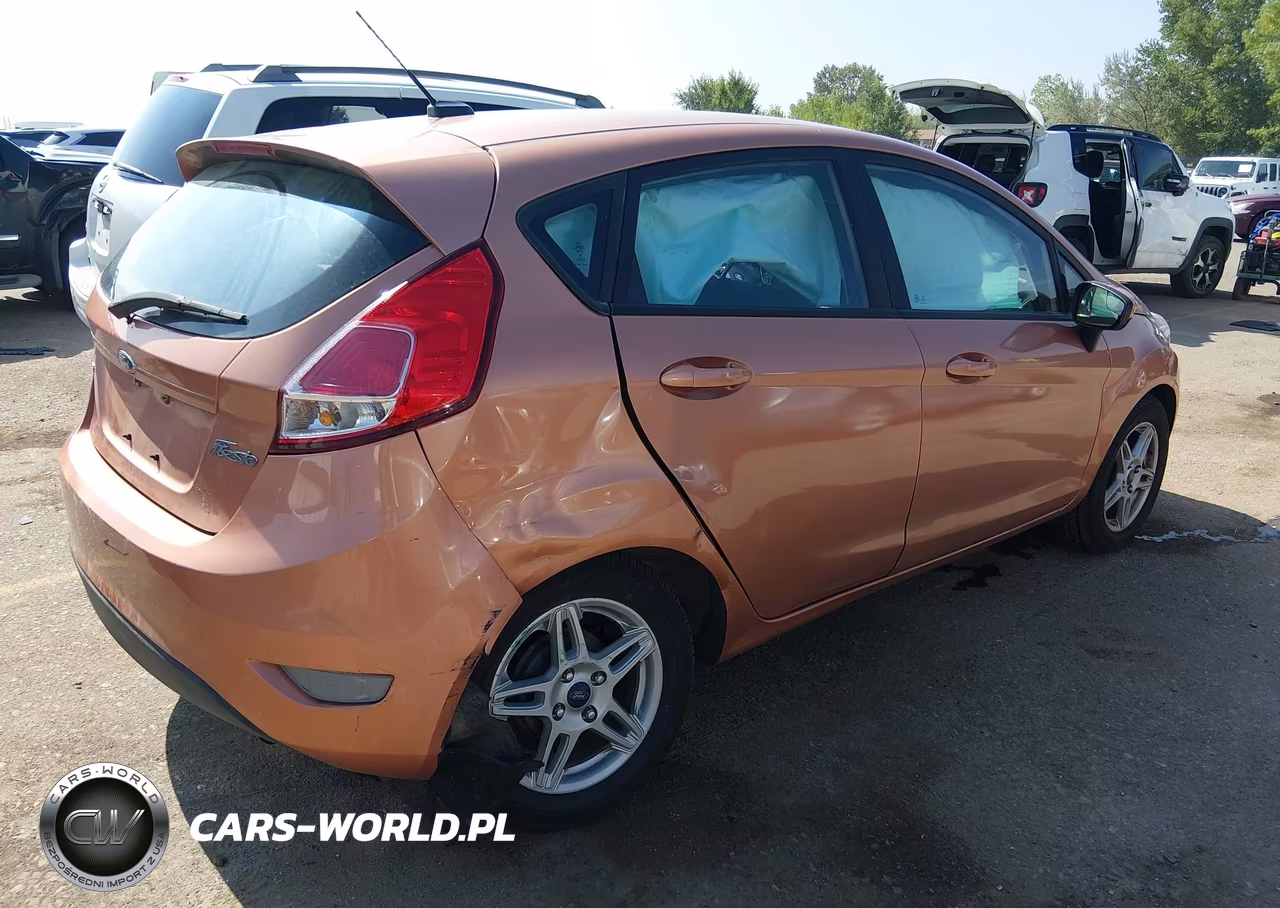 2017 Ford Fiesta Se VIN:3FADP4EJ0HM153448 - 4