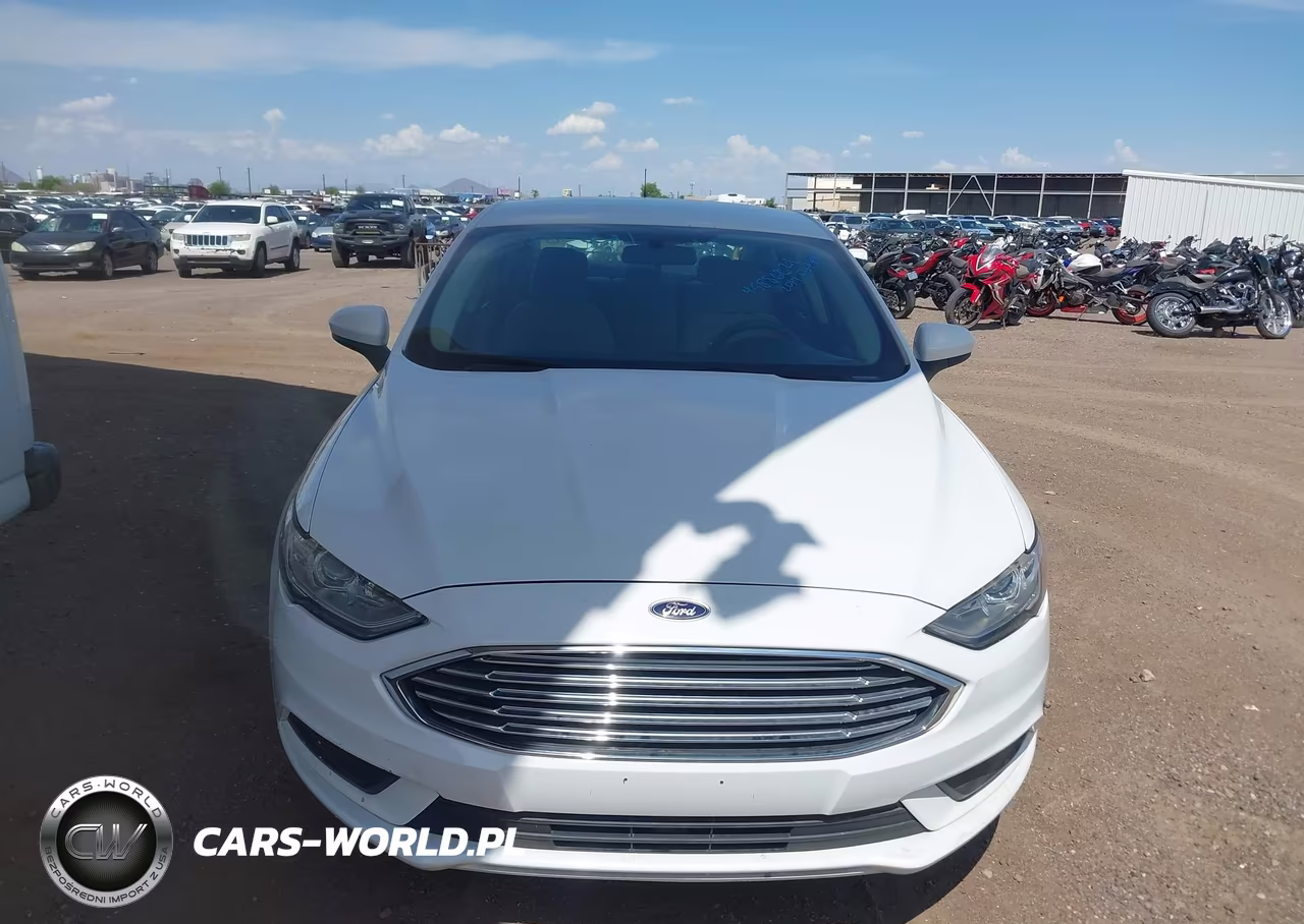 2017 Ford Fusion S VIN:3FA6P0G73HR415923 - 12